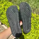 chanclas nike negra 2.webp