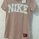 PLAYERA ROSA NIKE PARA MUJER TALLA XS